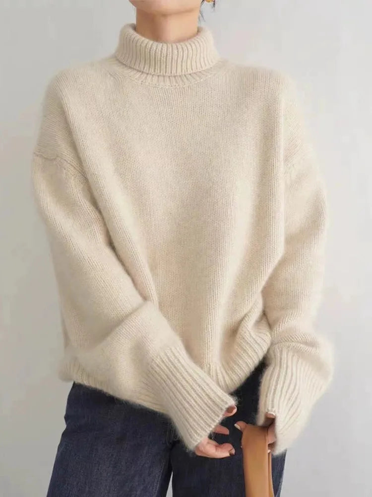 Charlotte - Soft Turtleneck Sweater