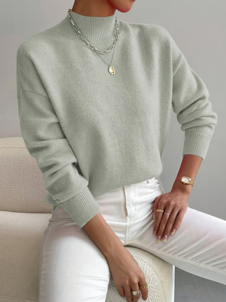 Leah - Elegant and Comfortable Turtleneck