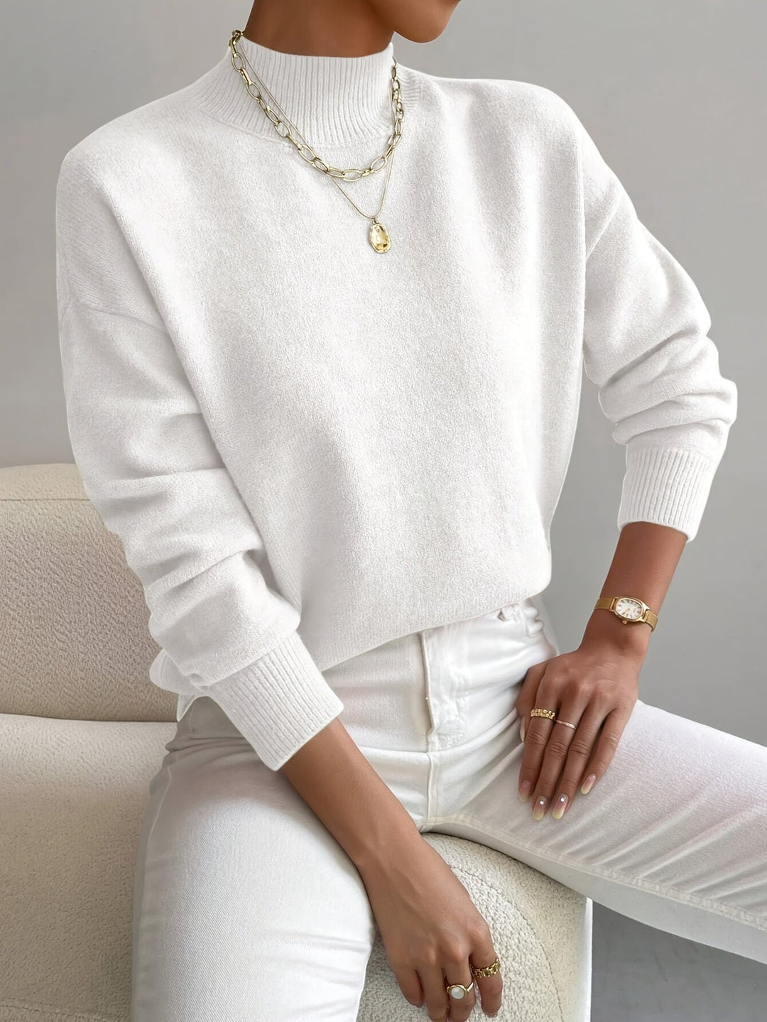 Leah - Elegant and Comfortable Turtleneck