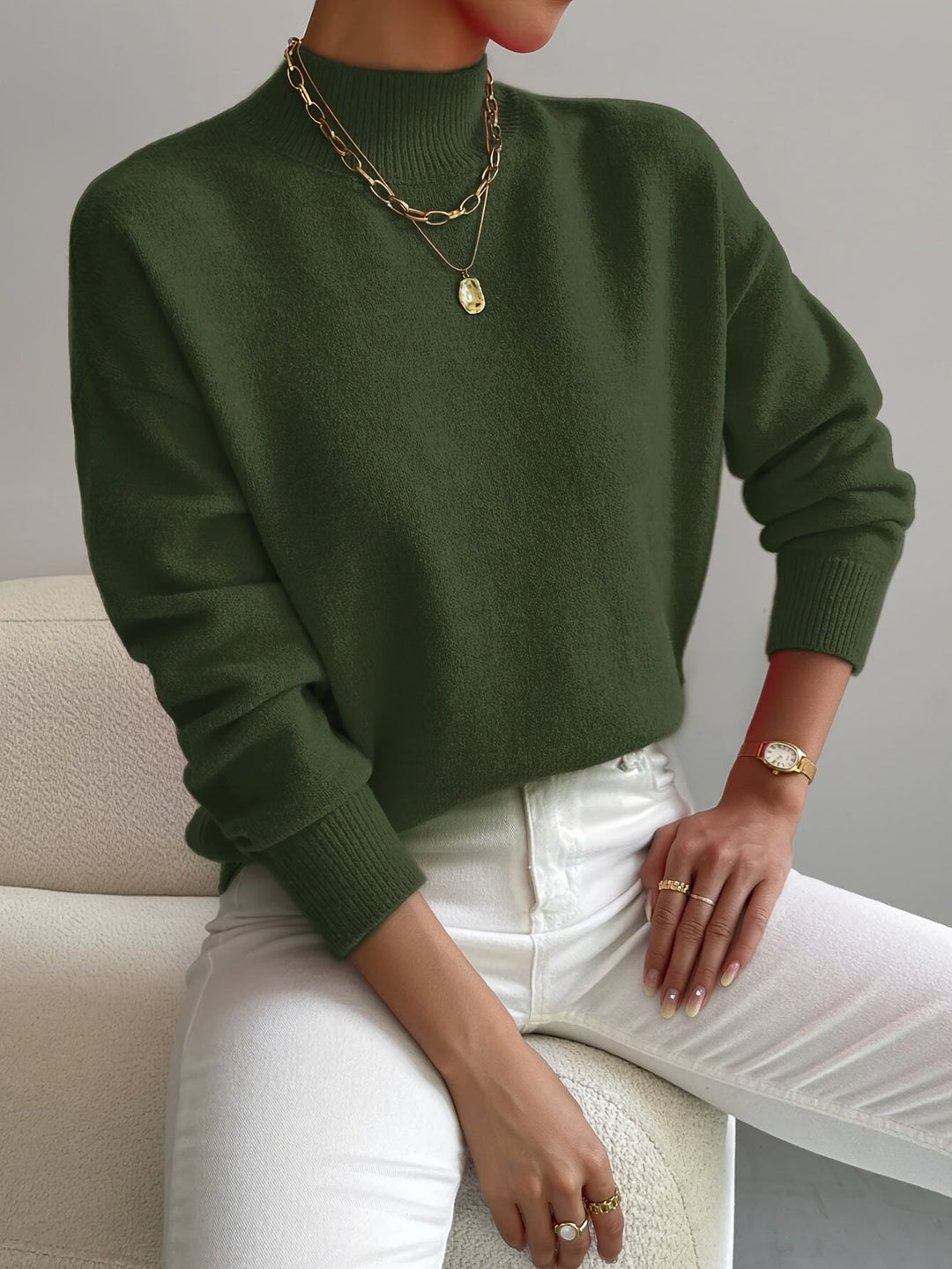 Leah - Elegant and Comfortable Turtleneck