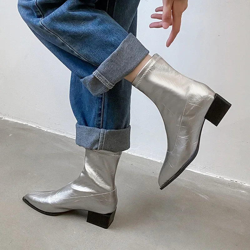 Clara - Toe Comfortable Boots