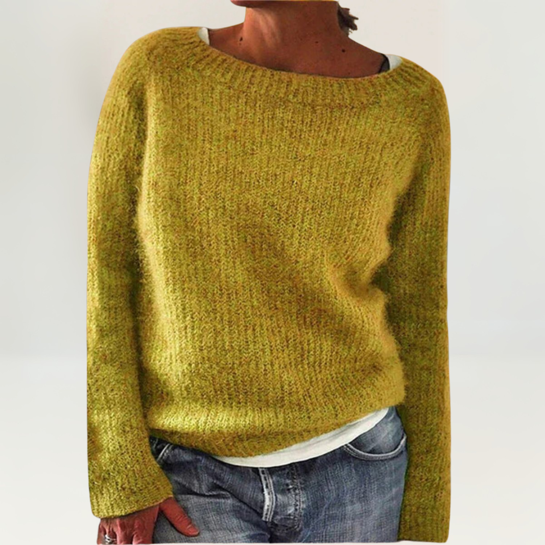 Chloe - Cozy Sweater