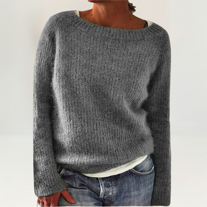 Chloe - Cozy Sweater