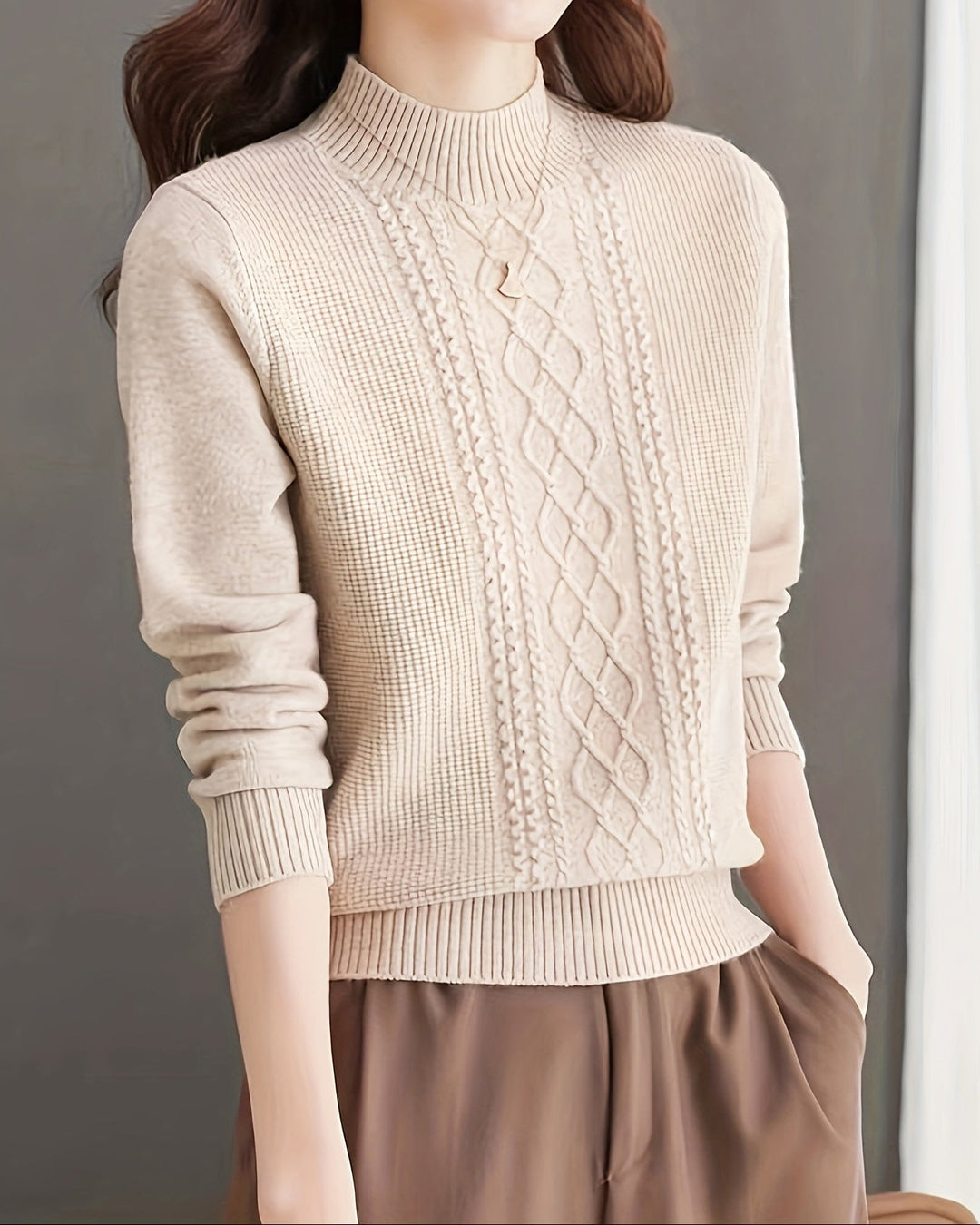 Iris – Soft Cable Sweater