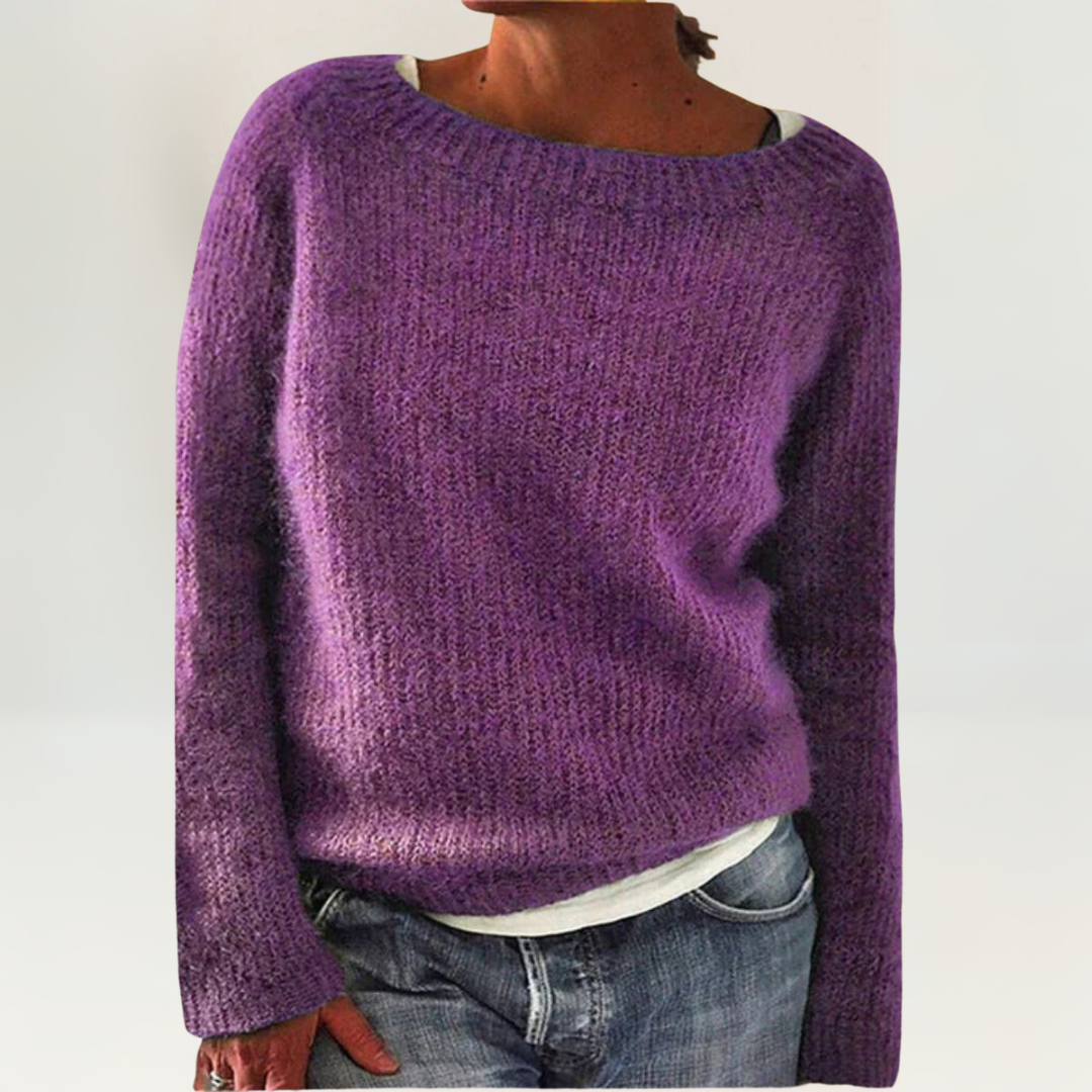 Chloe - Cozy Sweater